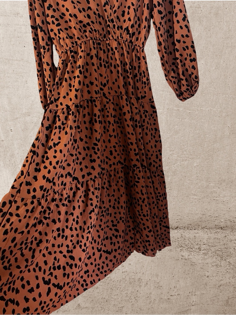 NWT-Women's Rust Animal Print Tiered Midi Dress - Picture 2 of 2